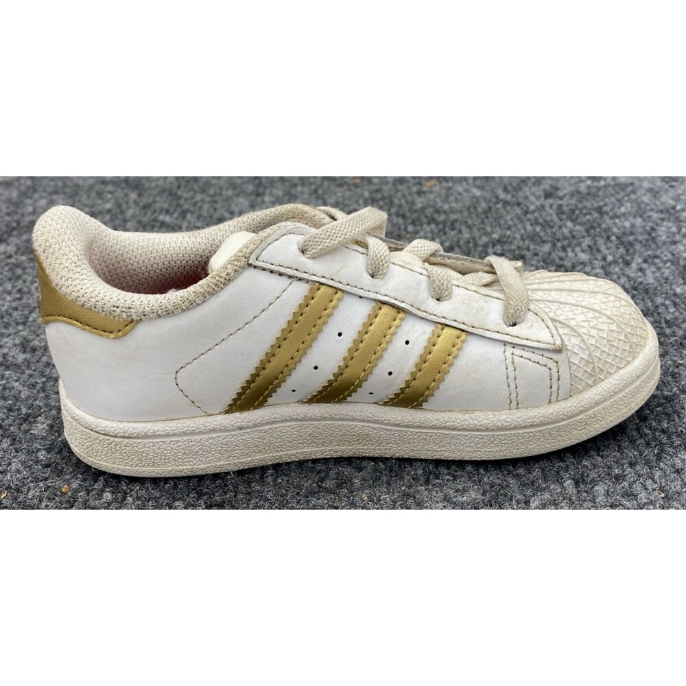Adidas Kids' Superstar Sneakers Shoes US 9K White Gold Stripes Shell Toe B39401